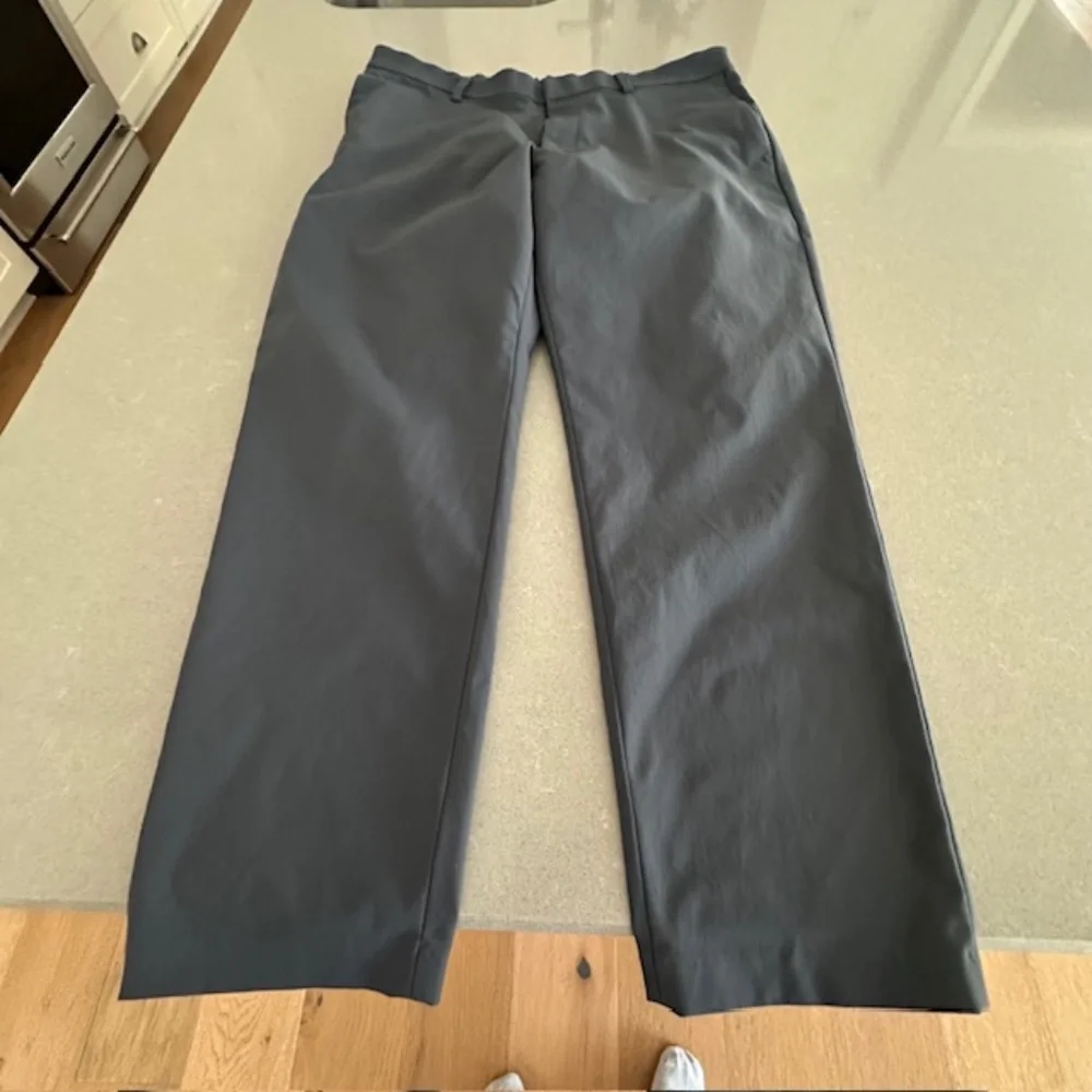 3 Pairs BR Athletic Slim 38x30 Performance Pants (2 Gray, 1 Navy) Retails $390